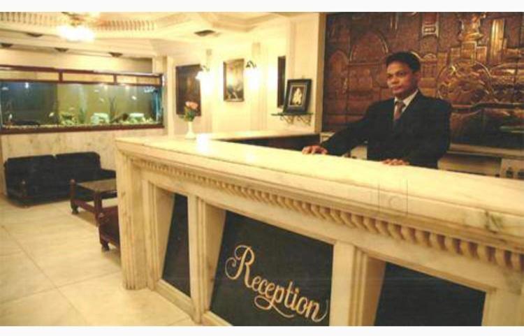 Hotel Ganesh Palace Mumbai Ngoại thất bức ảnh